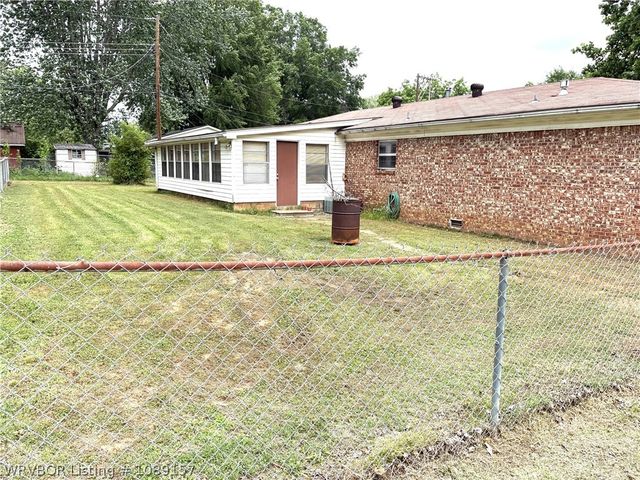507 Spring Avenue, Mulberry, AR 72947