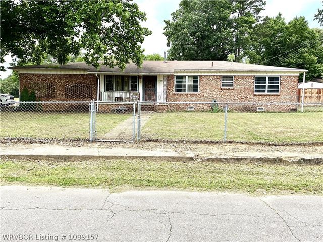 507 Spring Avenue, Mulberry, AR 72947