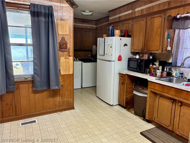 507 Spring Avenue, Mulberry, AR 72947