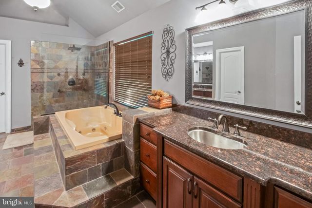 15 WATERVIEW DR, Woodstown, NJ 08098