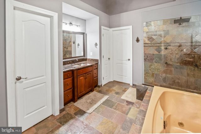 15 WATERVIEW DR, Woodstown, NJ 08098