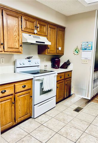 35 Estes Drive, Bella Vista, AR 72715