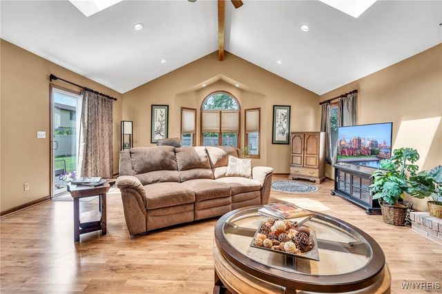 270 Selkirk Drive, North Tonawanda, NY 14120