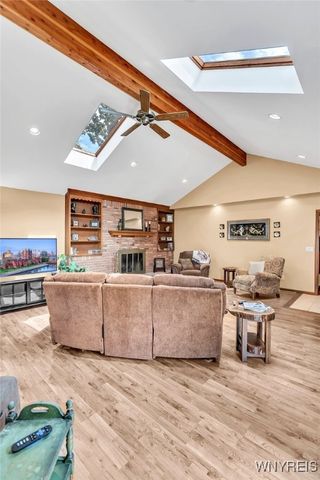 270 Selkirk Drive, North Tonawanda, NY 14120