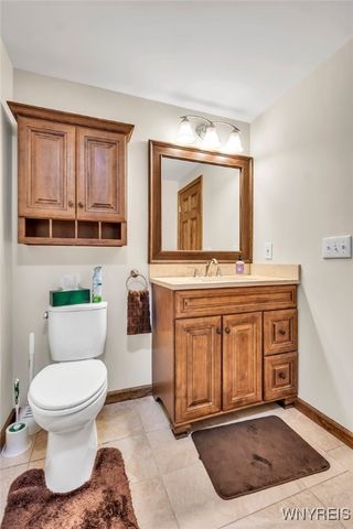 270 Selkirk Drive, North Tonawanda, NY 14120