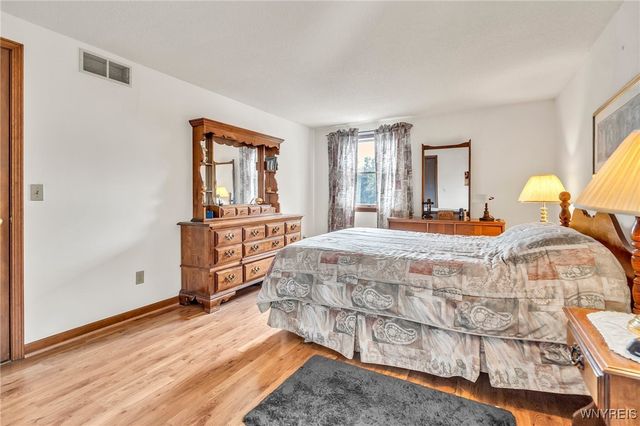 270 Selkirk Drive, North Tonawanda, NY 14120