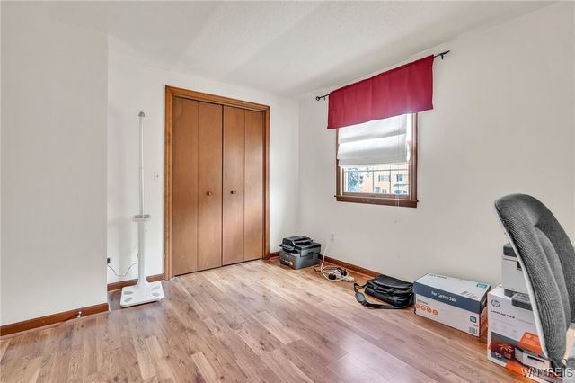 270 Selkirk Drive, North Tonawanda, NY 14120