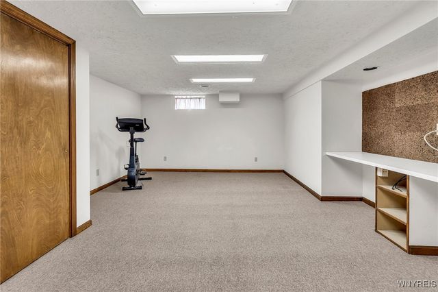 270 Selkirk Drive, North Tonawanda, NY 14120