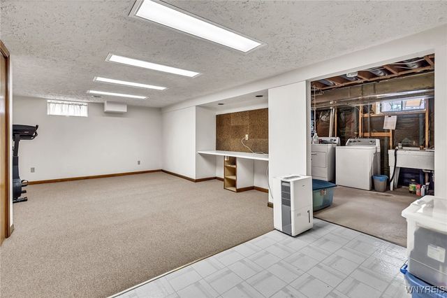 270 Selkirk Drive, North Tonawanda, NY 14120