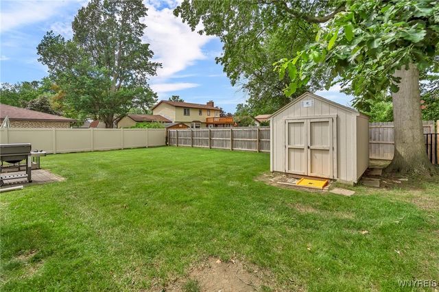 270 Selkirk Drive, North Tonawanda, NY 14120