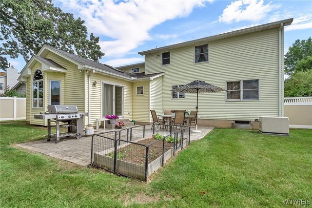 270 Selkirk Drive, North Tonawanda, NY 14120