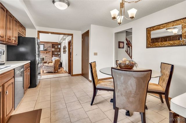 270 Selkirk Drive, North Tonawanda, NY 14120