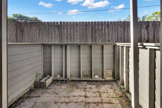 260 El Dorado Boulevard 1105, Houston, TX 77598