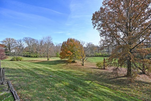 43 Applewood Drive, Fairfield, OH 45014