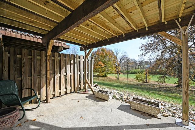 43 Applewood Drive, Fairfield, OH 45014