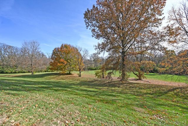 43 Applewood Drive, Fairfield, OH 45014