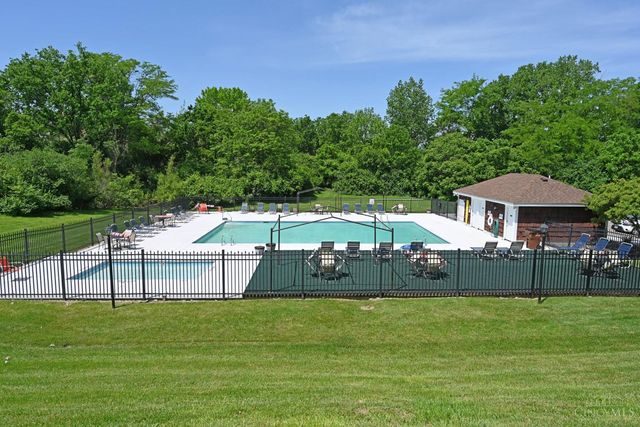 43 Applewood Drive, Fairfield, OH 45014