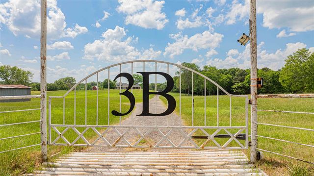 1855 Phillips Springs Road, Gladewater, TX 75647