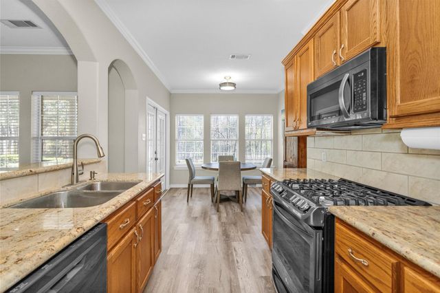 27789 Armadillo Road, Montgomery, TX 77356