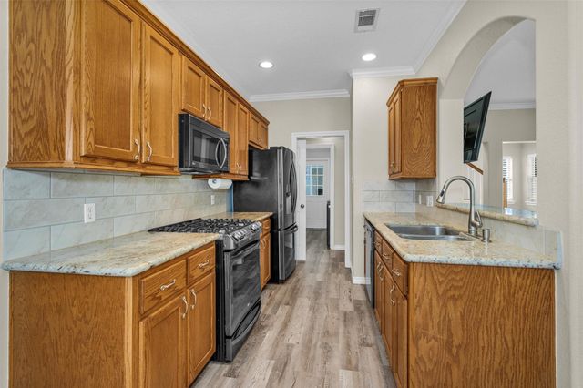 27789 Armadillo Road, Montgomery, TX 77356