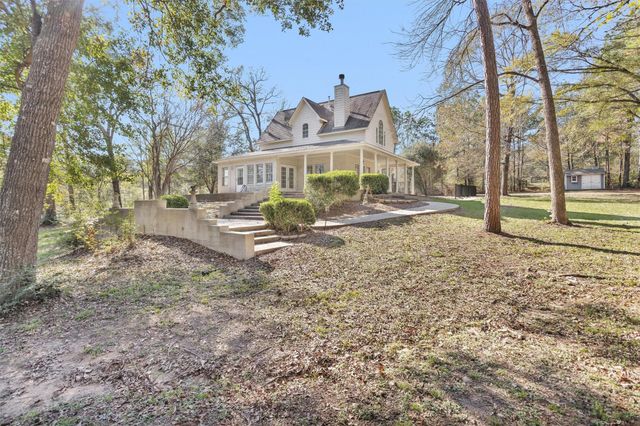 27789 Armadillo Road, Montgomery, TX 77356