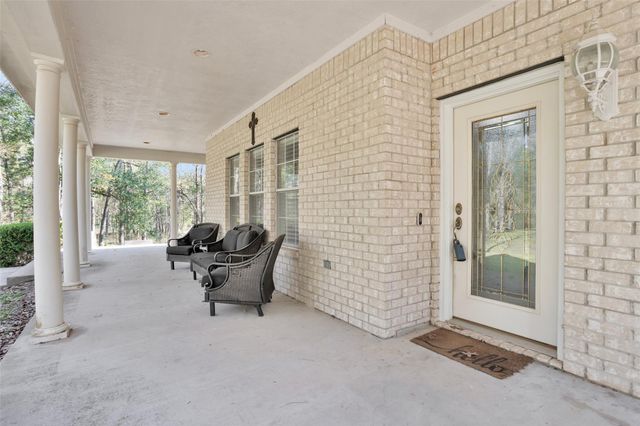 27789 Armadillo Road, Montgomery, TX 77356
