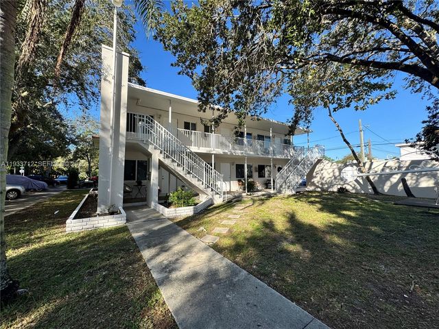 251 Hibiscus Drive 4, Miami Springs, FL 33166
