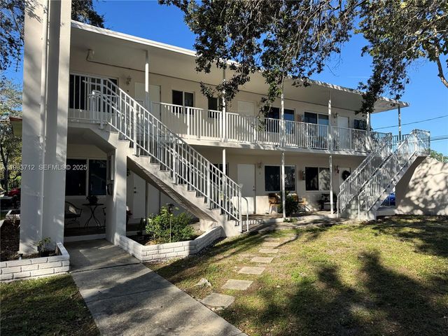 251 Hibiscus Drive 4, Miami Springs, FL 33166