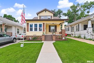 1124 W NOWLAND Avenue, Peoria, IL 61604