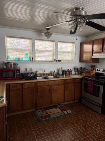 11009 Amador Creek Rd, Amador City, CA 95601