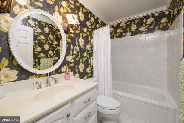 621 DOUGLAS RD, Salisbury, MD 21801