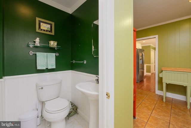 621 DOUGLAS RD, Salisbury, MD 21801