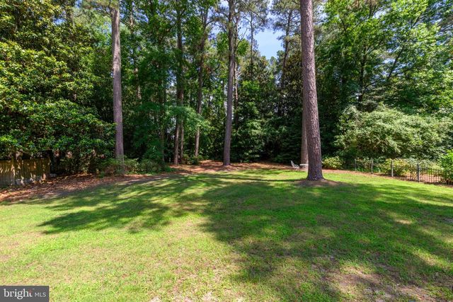 621 DOUGLAS RD, Salisbury, MD 21801
