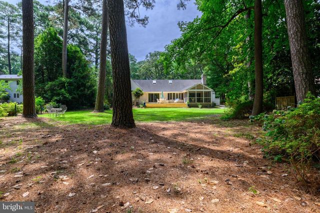 621 DOUGLAS RD, Salisbury, MD 21801