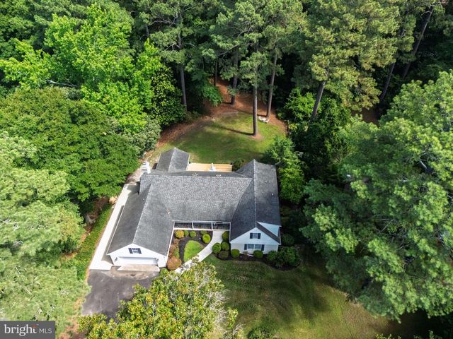 621 DOUGLAS RD, Salisbury, MD 21801