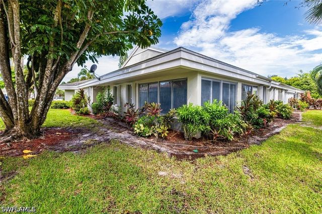 21695 Sungate CT, Estero, FL 33928