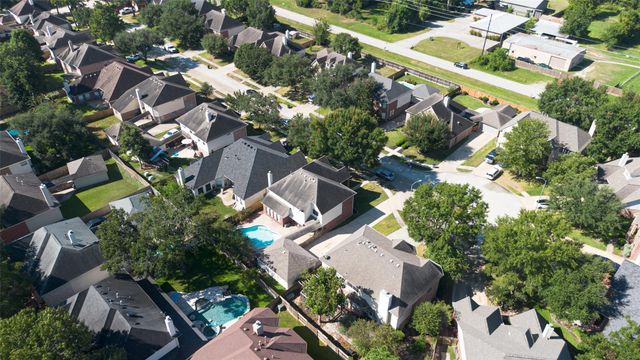 17410 Pikes Peek Court, Tomball, TX 77377