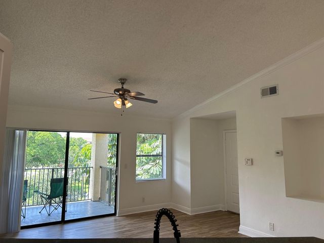 9999 Summerbreeze Drive 105, Sunrise, FL 33322