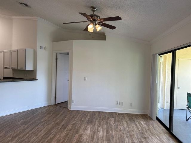 9999 Summerbreeze Drive 105, Sunrise, FL 33322