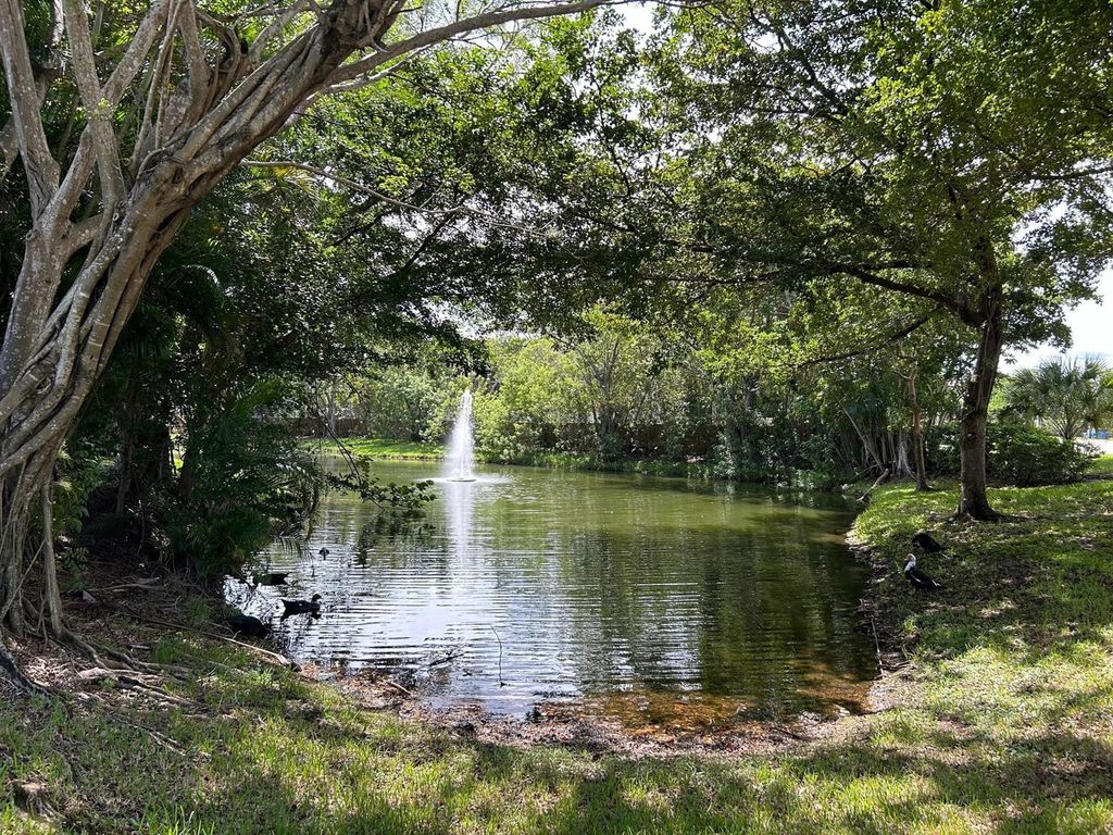 9999 Summerbreeze Drive 105, Sunrise, FL 33322