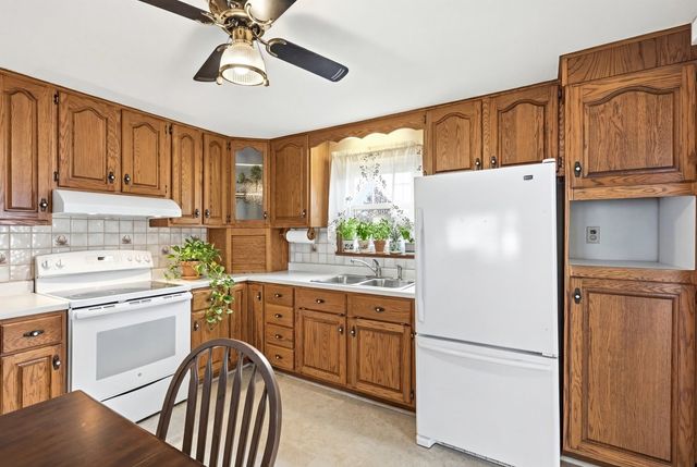 599 Brunelle Avenue, Manchester, NH 03103