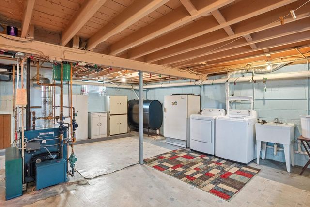 599 Brunelle Avenue, Manchester, NH 03103