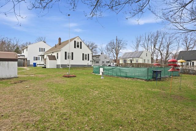 599 Brunelle Avenue, Manchester, NH 03103