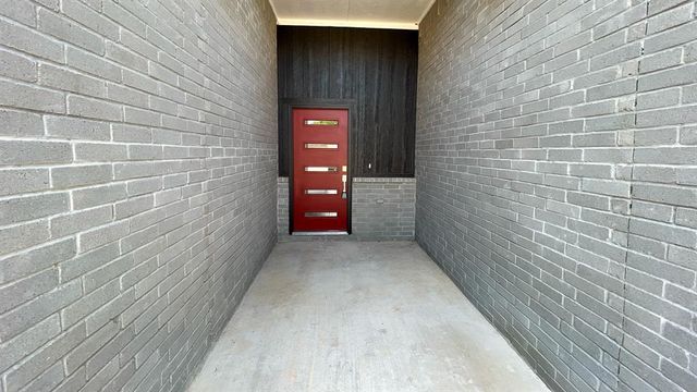 509 Remington Avenue, Jones, OK 73049