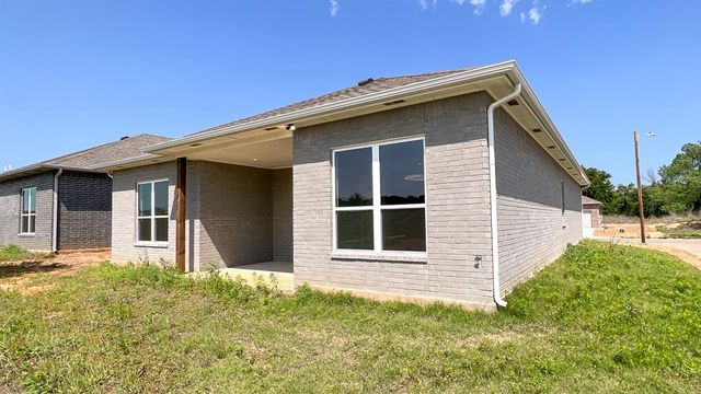 509 Remington Avenue, Jones, OK 73049