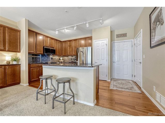8460 Canyon Rim Trl 4, Englewood, CO 80112