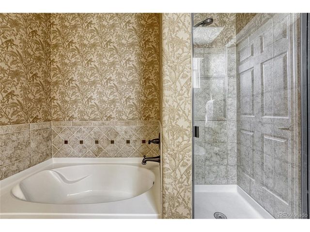 8460 Canyon Rim Trl 4, Englewood, CO 80112