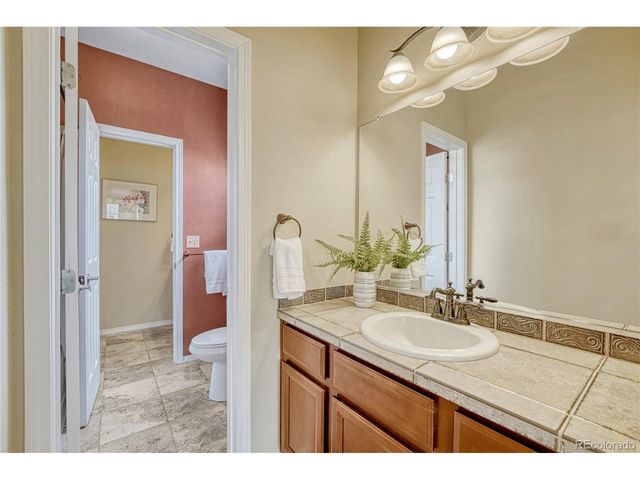 8460 Canyon Rim Trl 4, Englewood, CO 80112