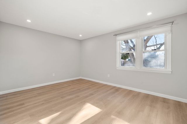 12 Parker Drive, Wareham, MA 02571