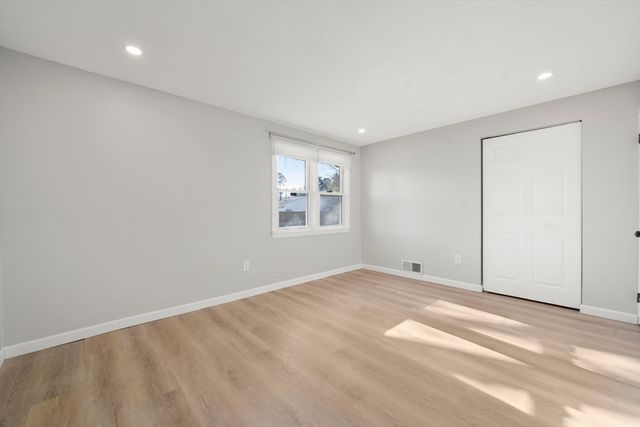 12 Parker Drive, Wareham, MA 02571